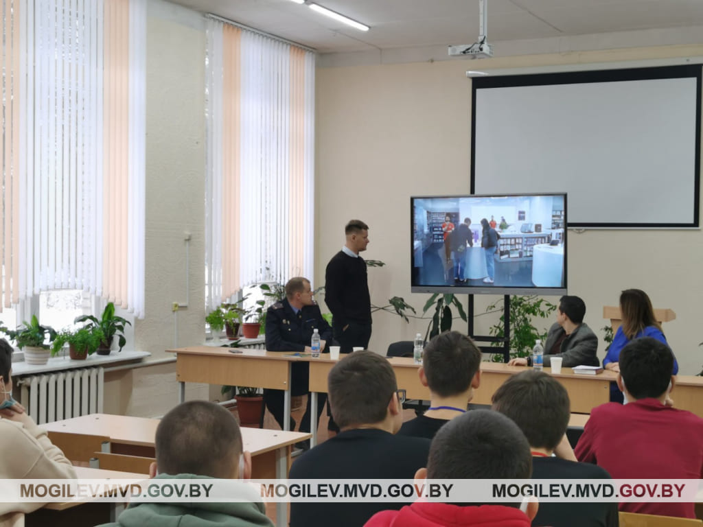 Круглый стол по профилактике преступлений и правонарушений среди подростков прошел в Бобруйске