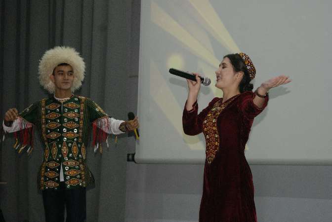 Конкурс самодеятельного художественного творчества студентов «Звездный путь» прошел в МГУ Кулешова