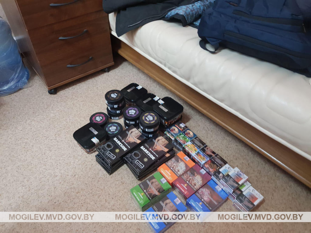 В Осиповичском районе у перевозчика изъяли безакцизные табачные изделия