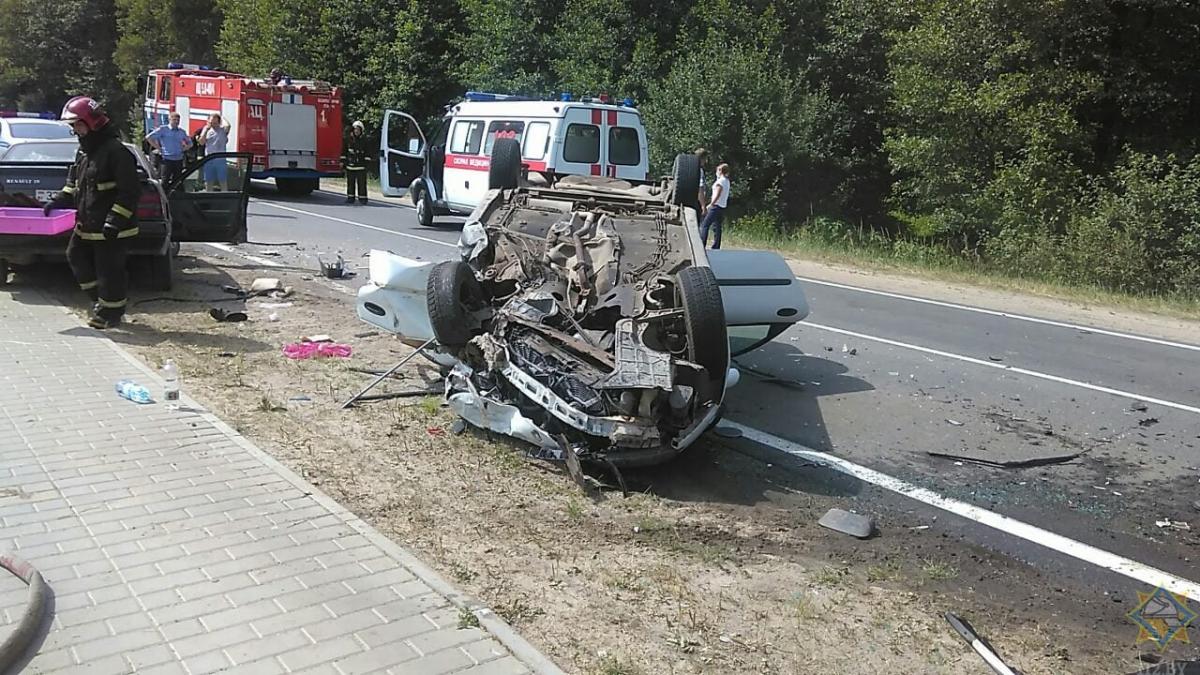 Автомобиль перевернулся в Осиповичах