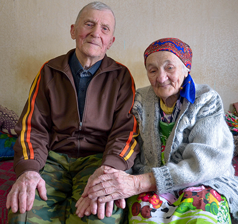 Спустя 65 лет совместной жизни супруги Гиреевы из Быховского района отмечают железную свадьбу