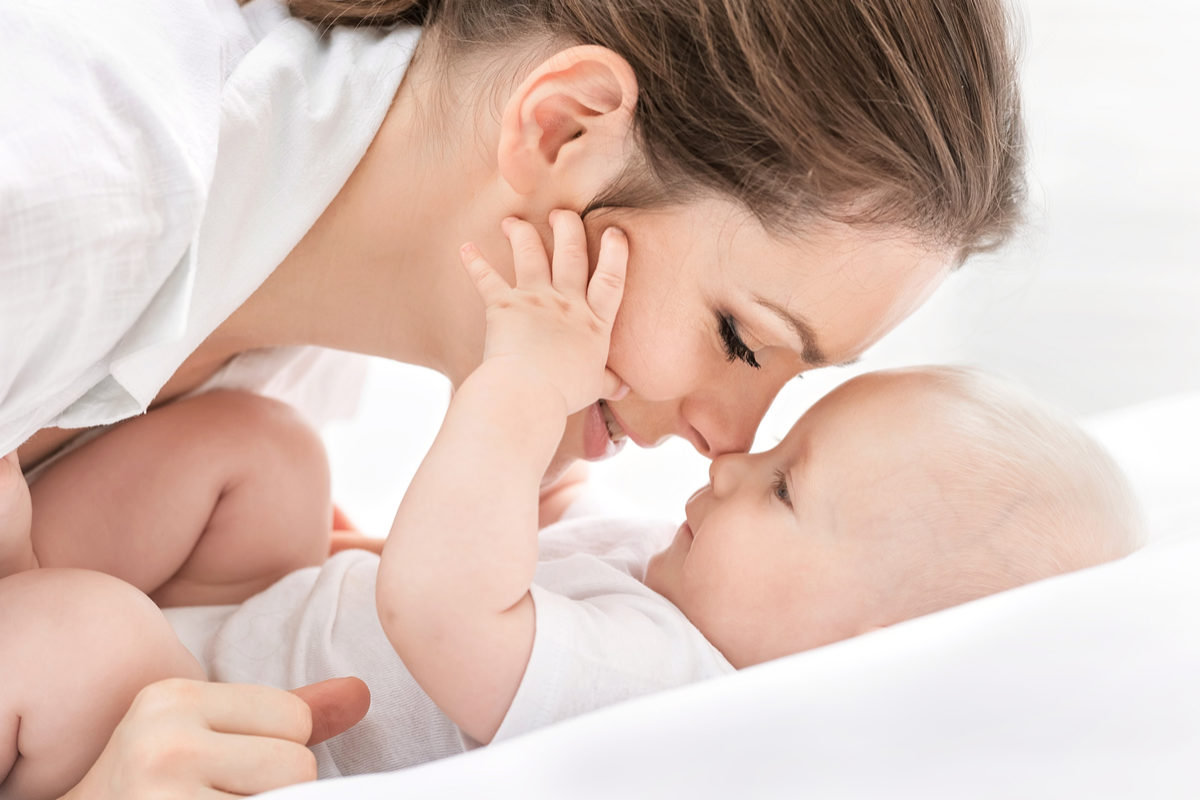 Беларусь - социальное государство в действии: забота о материнстве, помощь по беременности и родам, уходу за ребенком. Инфографика