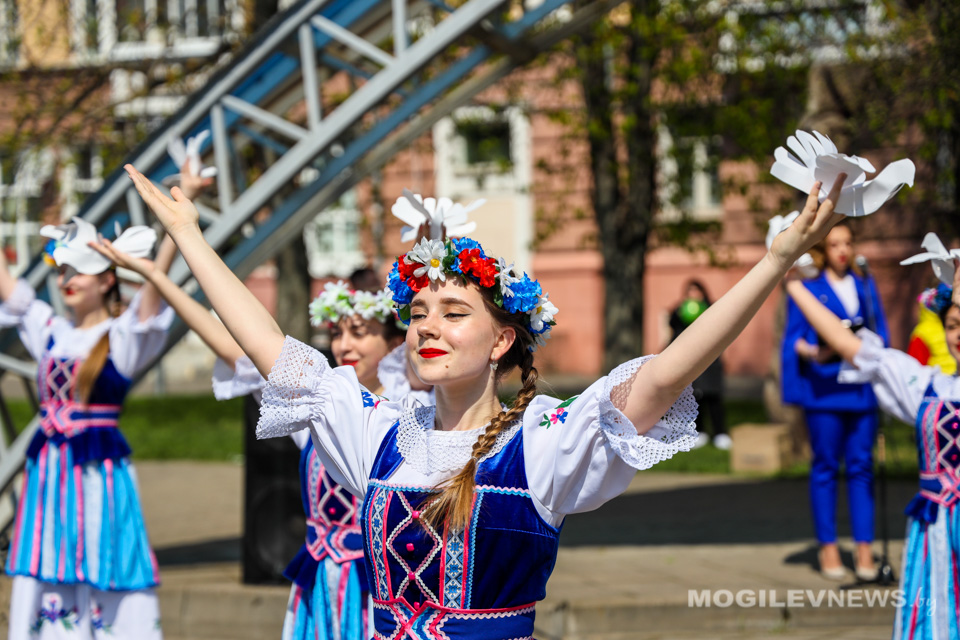 Майский праздник «В единстве с Миром!» прошел в Могилеве. Фото