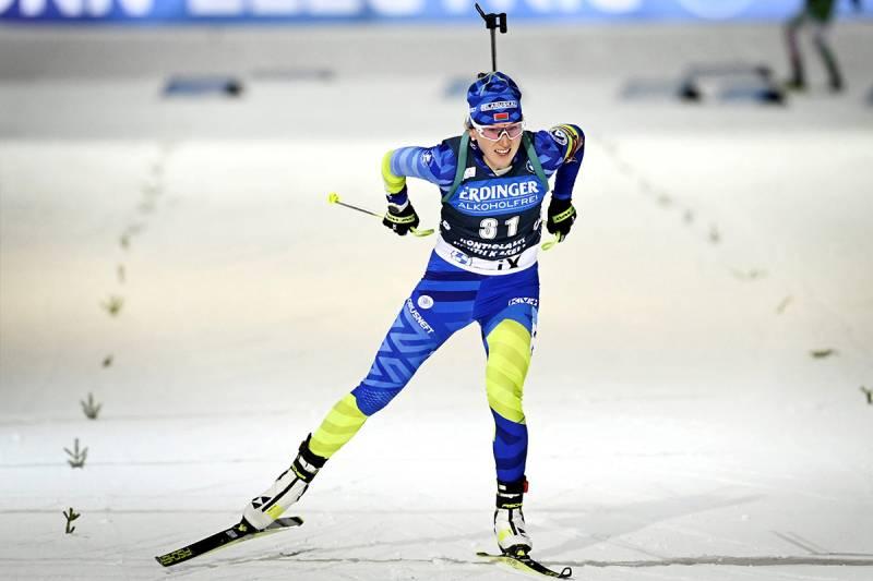 Динара Алимбекова стала второй в гонке преследования на этапе Кубка мира по биатлону