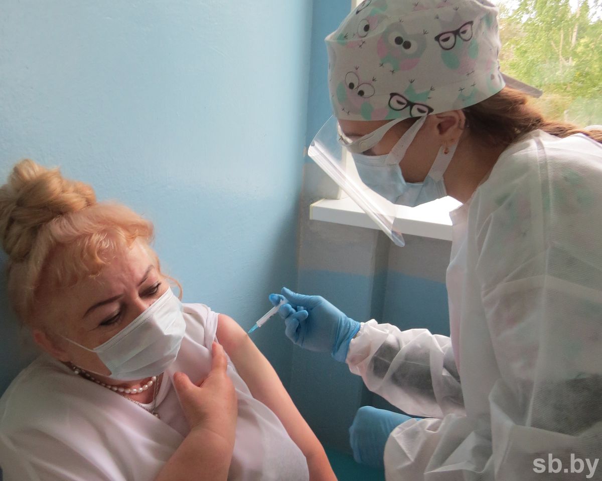В Могилевской области продолжается вакцинация городских и сельских жителей