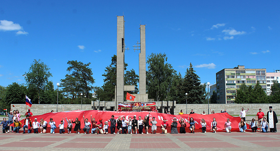 Патриотический автомарш «Дорогами сибирской славы. Красноярск-Брест-2021» в Могилеве. Фото