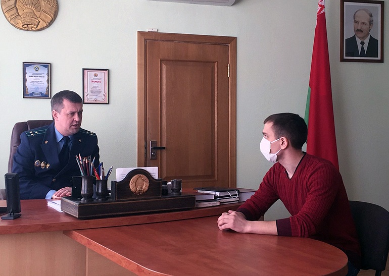 Прокурор Могилева напомнил гражданину, подавшему заявление о проведении митинга, о недопустимости нарушения закона