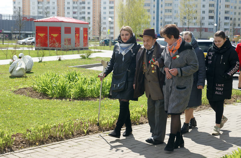 Постояльцев могилевского Дома ветеранов поздравили с Днем Победы