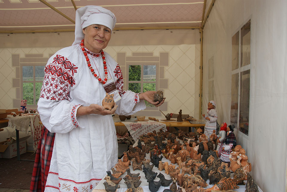 Мастера народного творчества Могилевщины готовятся к участию в Международном фестивале искусств «Славянский базар»