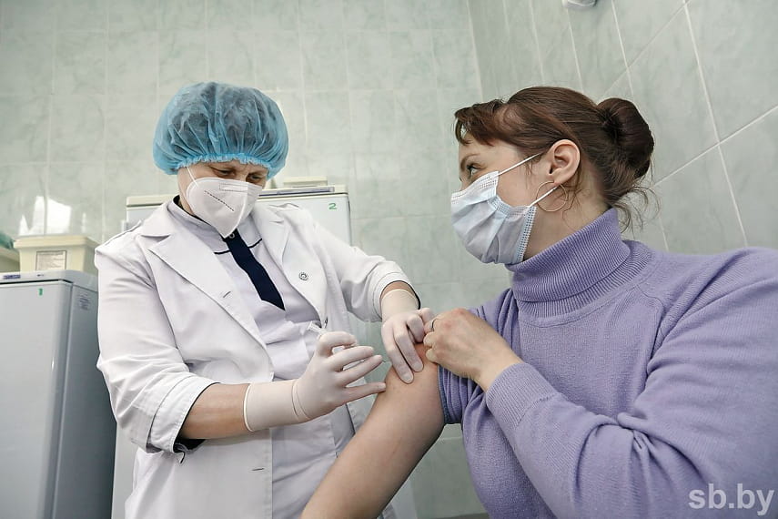 Около 65% населения планируют привить от COVID-19 в Кировском районе
