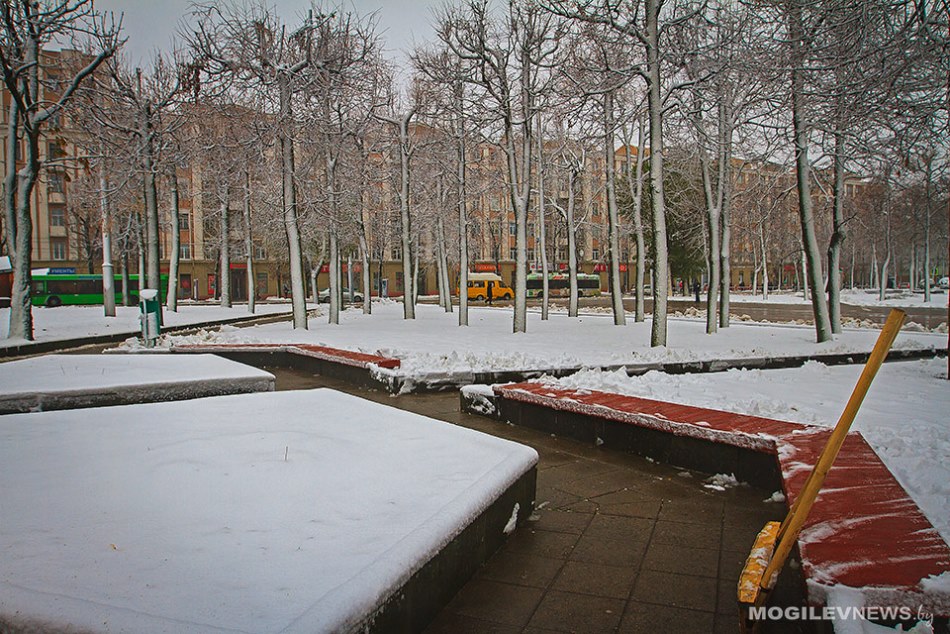 Погода на неделю: до -13°С ночью,  до +8°С днем; местами дождь и гололедица