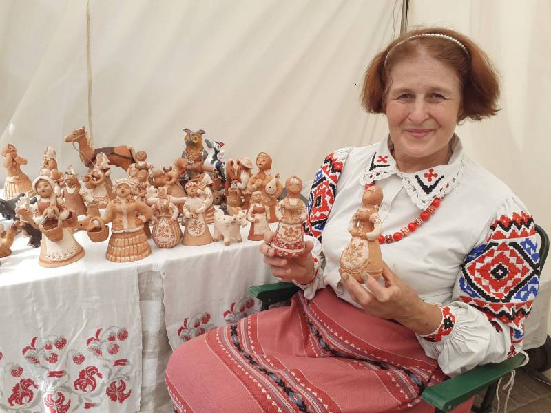 Мастер народного творчества Любовь Ященко из Кричева приезжает на "Славянский базар в Витебске" почти тридцать лет