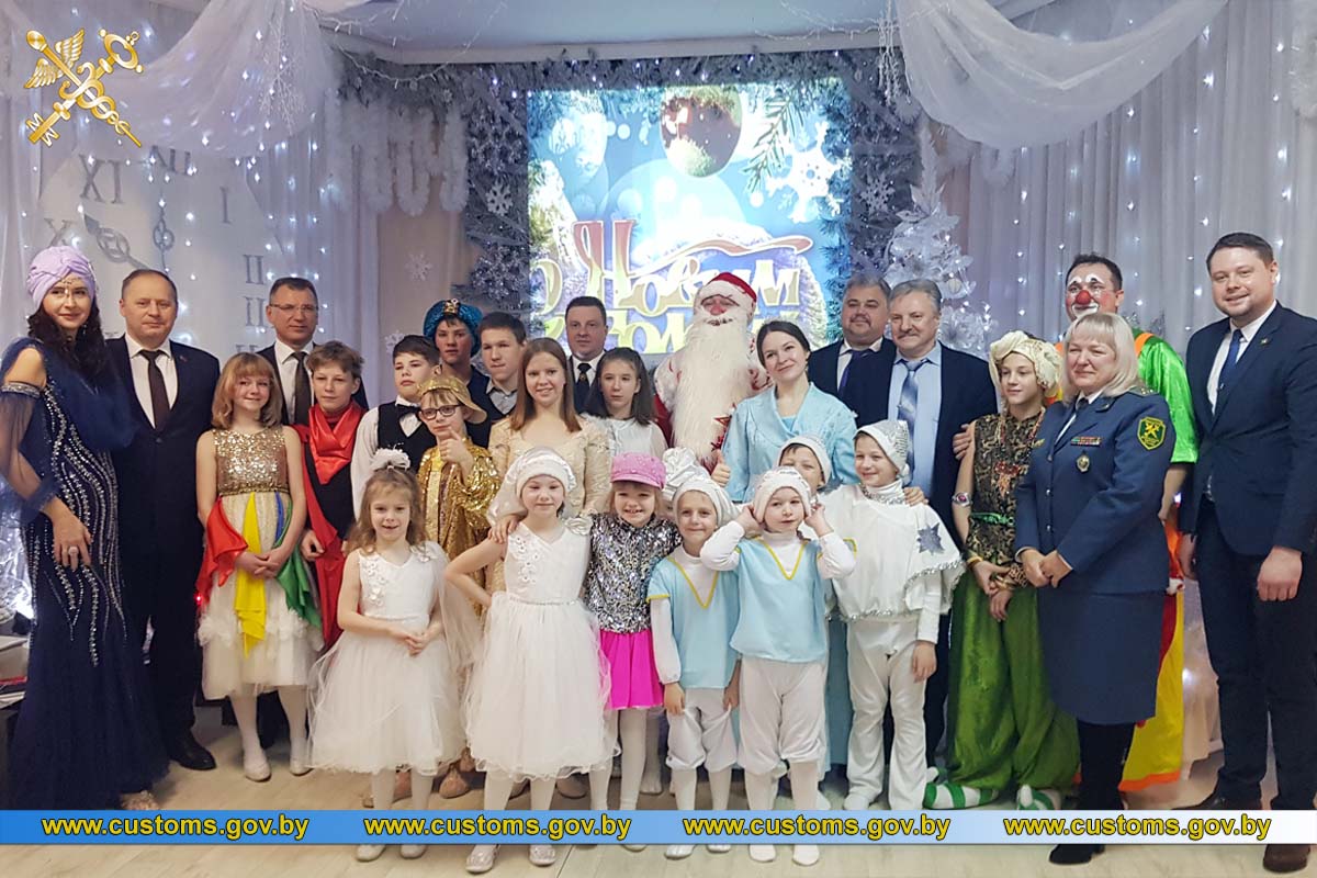 Таможенники присоединились к республиканской благотворительной акции «Наши дети»