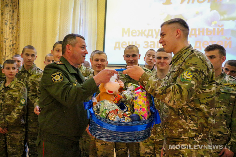 Подарки от Президента получили воспитанники Могилевского государственного специального профессионального технического училища закрытого типа № 2 деревообработки