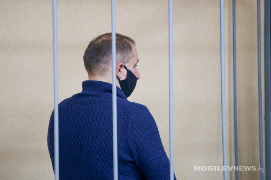 В Могилеве продолжается суд над экс-главой отделения Белгазпромбанка