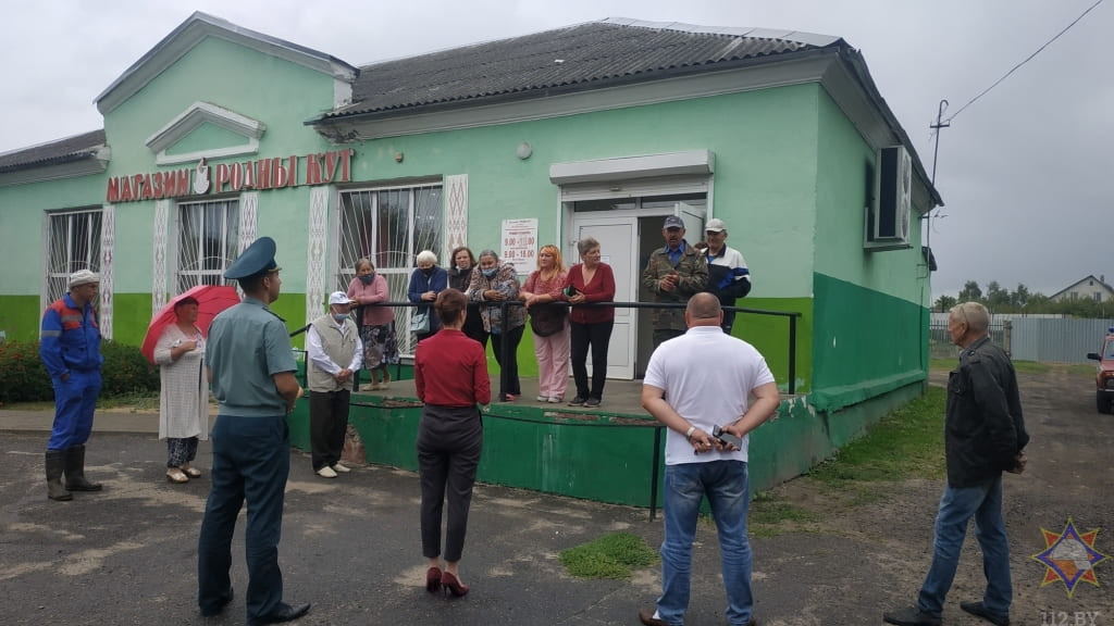 Спасатели встретились с жителями Могилевского района