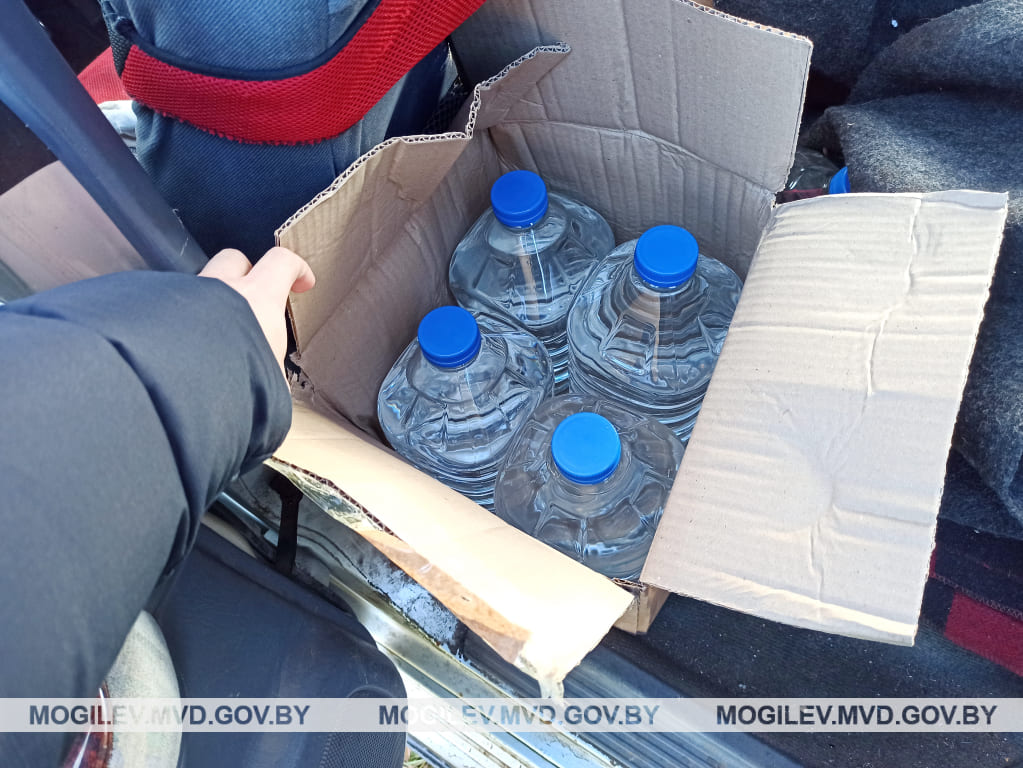 Житель Горок перевозил без соответствующих документов спиртосодержащую жидкость