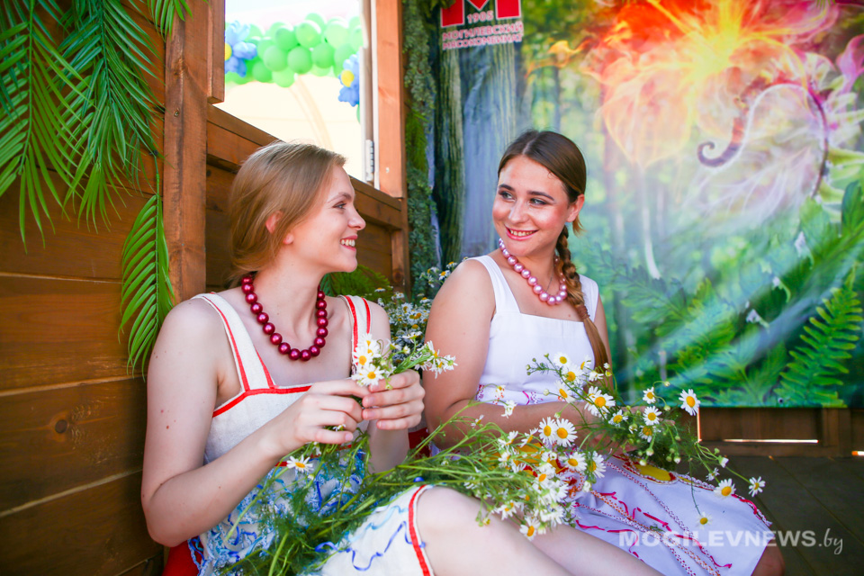 Республиканский праздник "Купалье" в Александрии набирает обороты. Фото