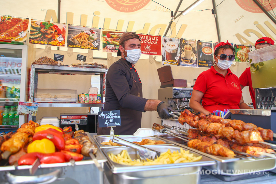 Вкусная Александрия радует гостей. Фото