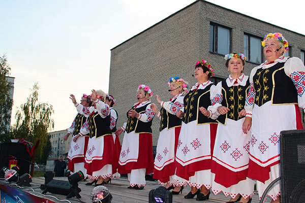 В Климовичах прошел праздник микрорайона