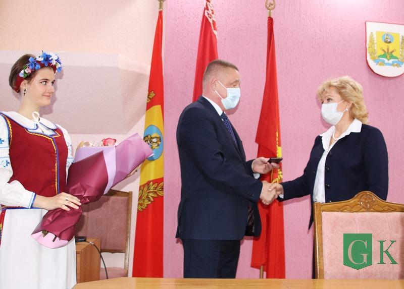 Утверждена кандидатура Александры Михеенко в должности председателя Костюковичского районного исполнительного комитета