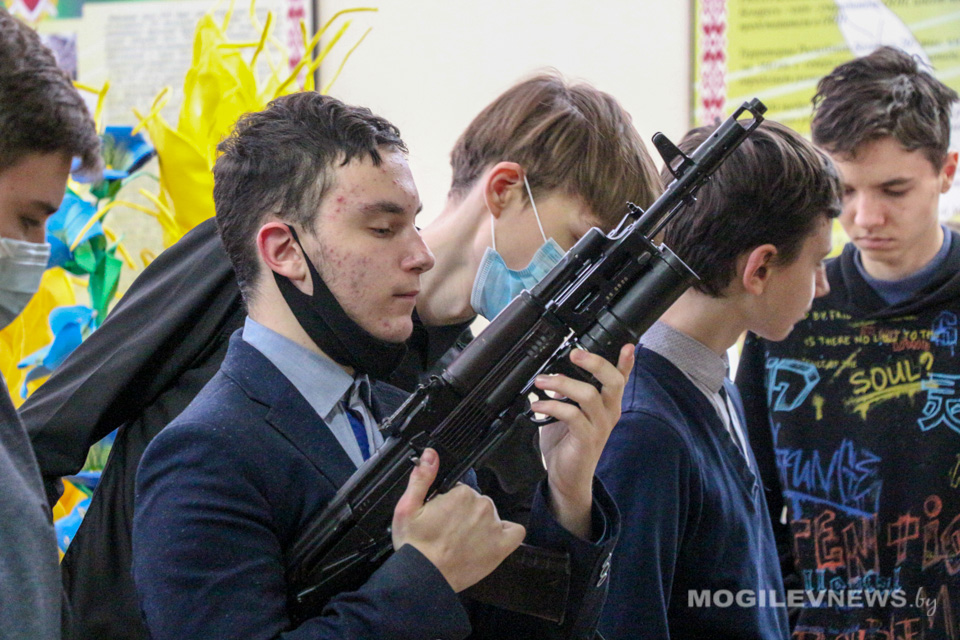 Патриотический клуб «Защитник» открылся в Могилеве. Фото