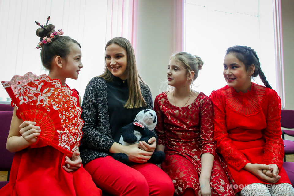 Языки, математика и физкультура входят в топ-5 специальностей в учреждениях общего среднего образования Могилевщины