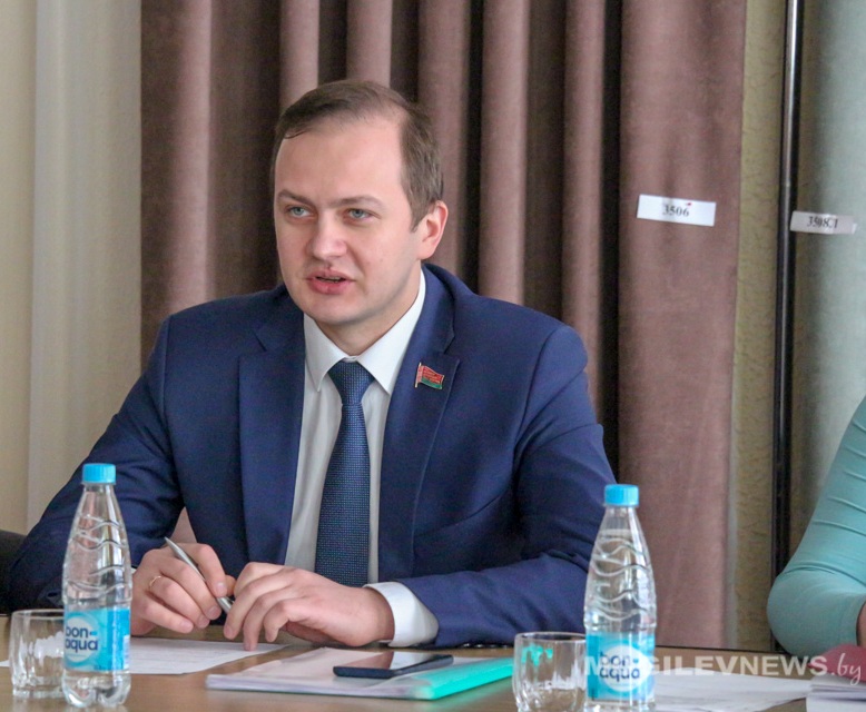 Первый секретарь ЦК БРСМ Дмитрий Воронюк встретился с учащимися могилевского лицея №9