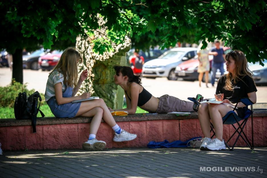 Жара: красный уровень опасности. С пятницы – осадки, к выходным - похолодает