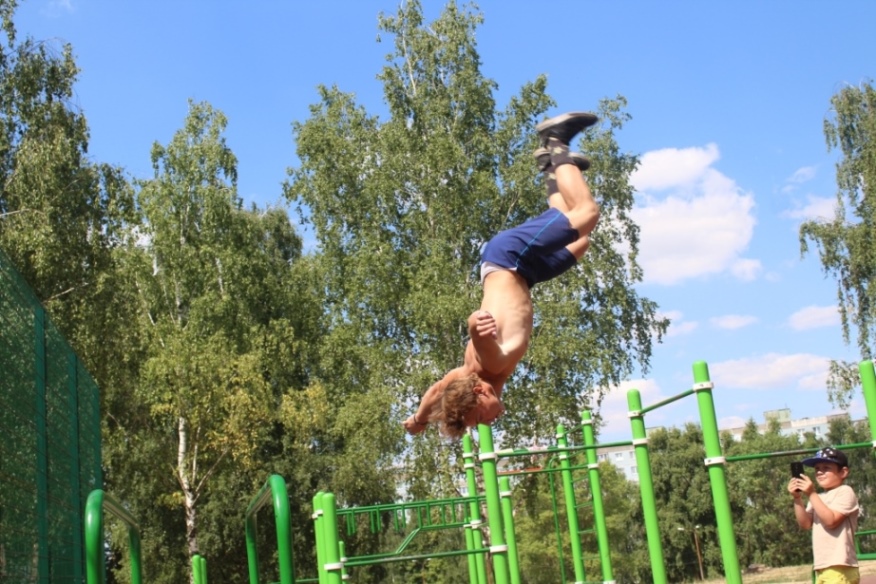 Открытый молодежный чемпионат по Street Workout прошел в Могилеве. Фото