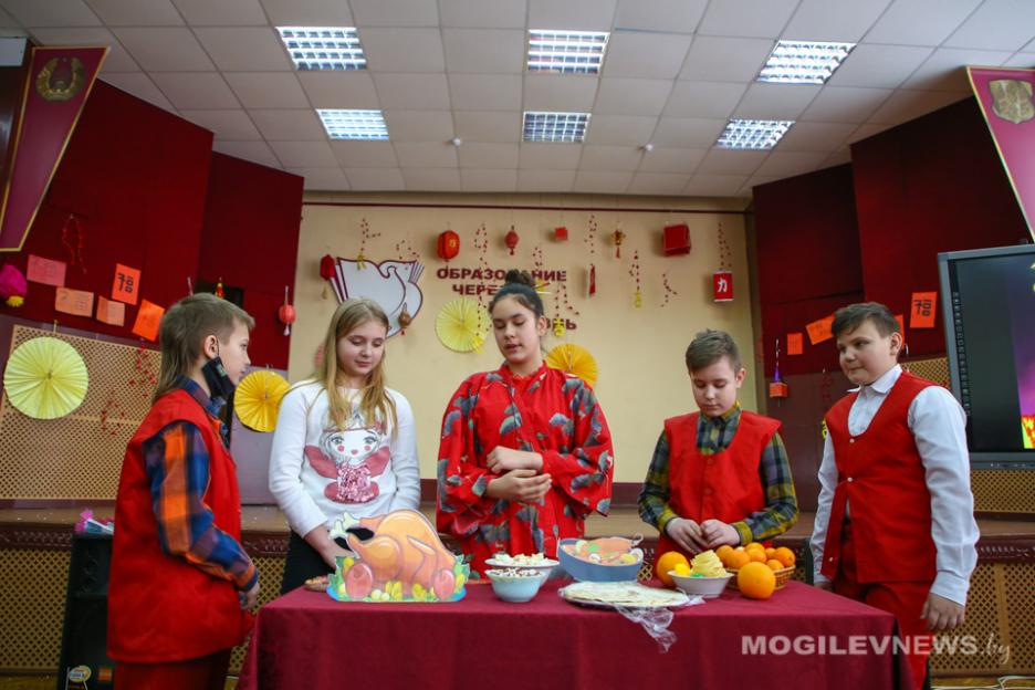Новый 4719 год по восточному календарю отметили в могилевской гимназии №4