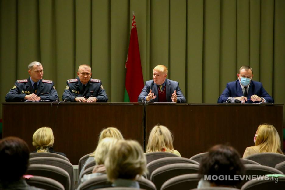 Алгоритм поведения при возникновении чрезвычайной ситуации отработали в СШ №46 г.Могилева