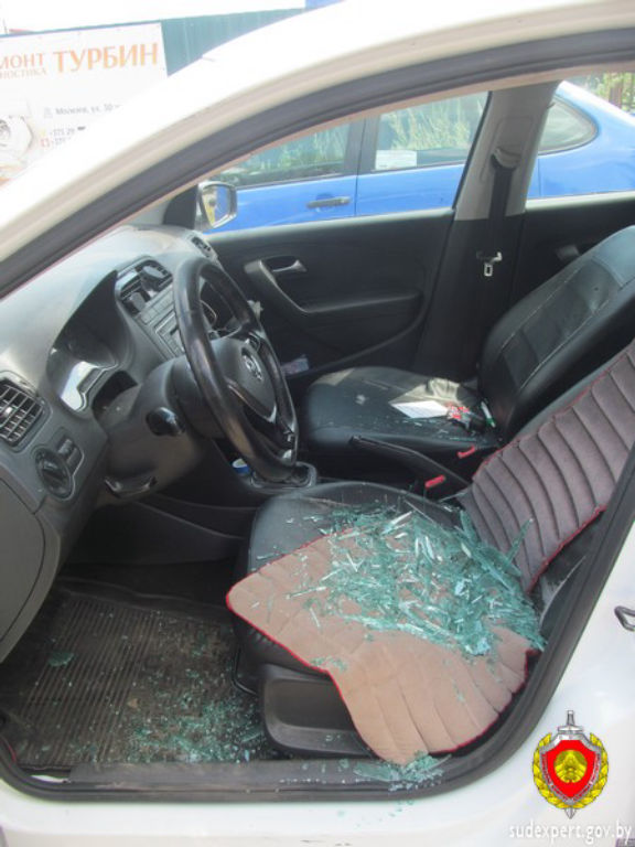 Могилевчанин инсценировал кражу из машины -  хотел отсрочить выплату долгов