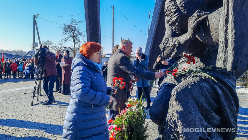 Акция ко Дню памяти Хатынской трагедии прошла в Борках. Фото