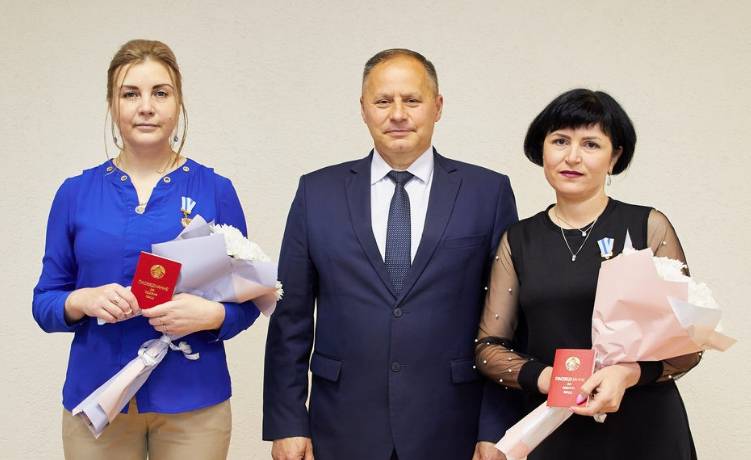 Могилевчанки Наталья Казённикова и Ирина Кулешова удостоены ордена Матери