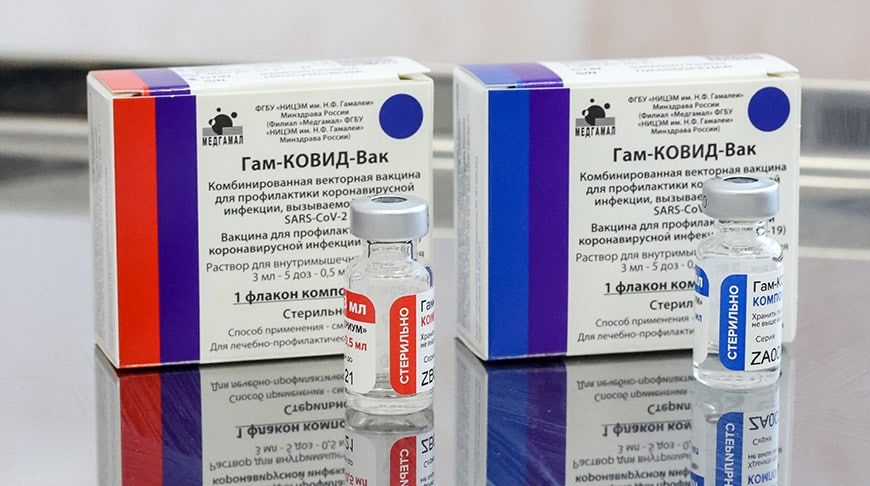 Минздрав одобрил применение вакцины "Спутник V" у людей старше 60 лет
