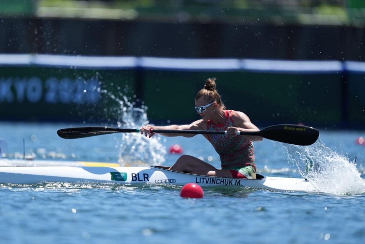 Белорусские экипажи байдарок-четверок выступят в полуфинальных олимпийских заездах на 500 м