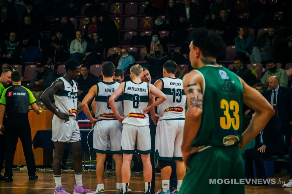 Могилевский БК "Борисфен" одерживает победу над витебским "Рубоном". Фото