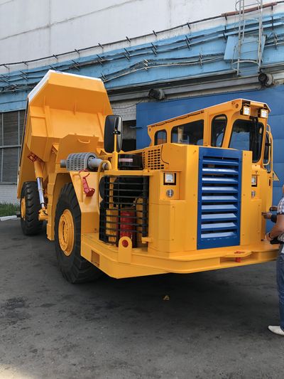 Могилевский автозавод поставил шахтный самосвал в Кыргызскую Республику