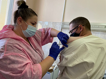 Активная вакцинация от Covid-19 проходит в армейских частях и подразделениях