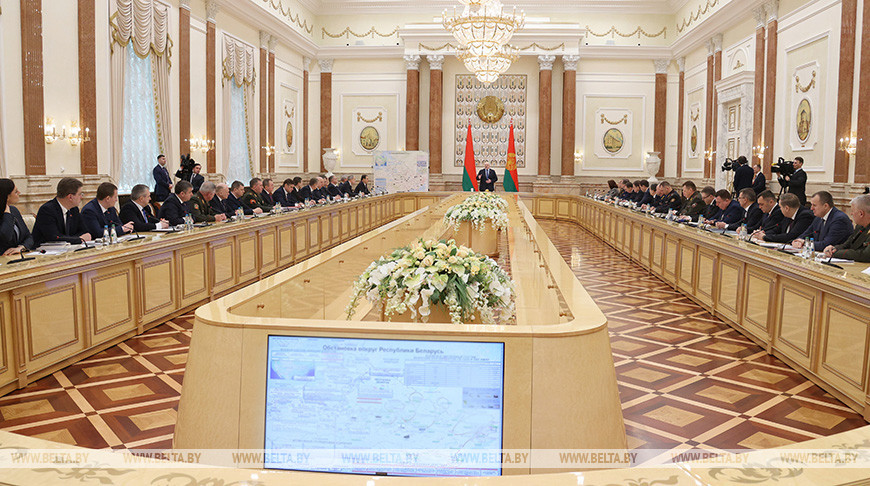 Александр Лукашенко представил анализ предпосылок нынешних событий в Украине