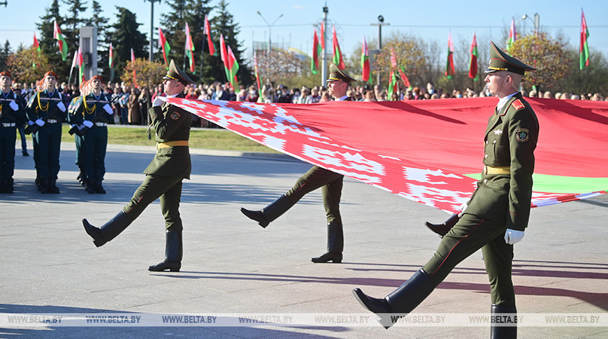 Александр Лукашенко: государственные герб и флаг Беларуси - символы нашей исторической памяти