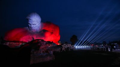 Александр Лукашенко: Беларусь помнит всех героев и безвинных жертв войны