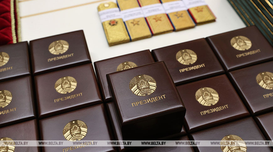 Александр Лукашенко заверил военных в неизменности госполитики по поддержке людей в погонах