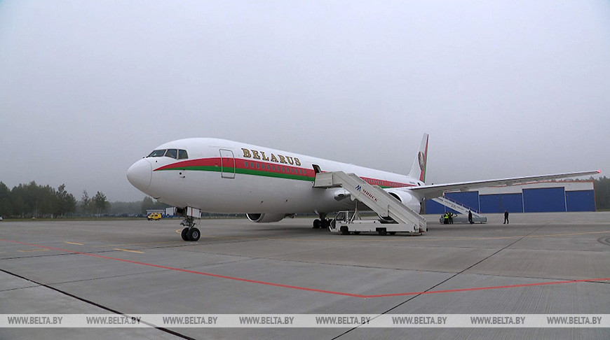 Лукашенко направился на саммит ШОС в Узбекистан