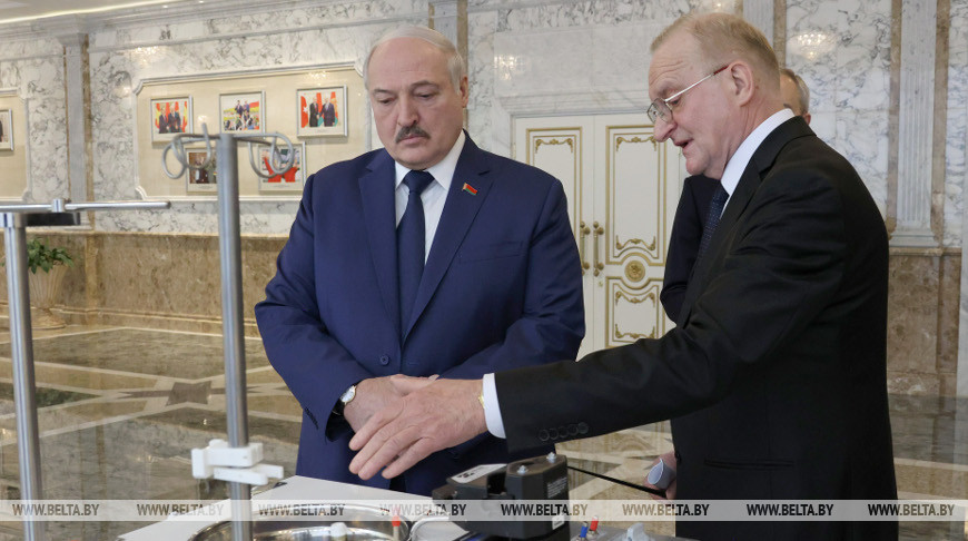 Александр Лукашенко - ученым: инновации нужны не на выставочных стендах, а в производстве