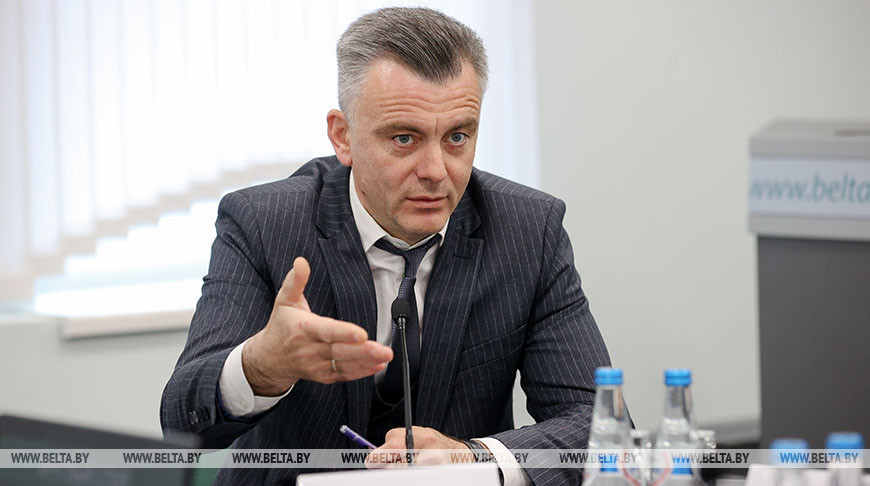 Директор Завода газетной бумаги о санкциях: мы быстро переориентируемся на других поставщиков