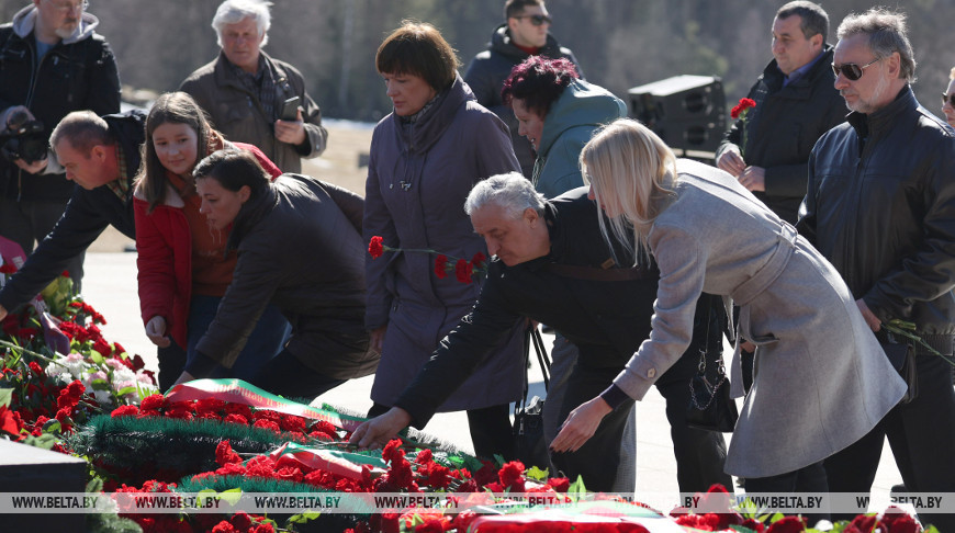 Дмитрий Пиневич: Хатынь невозможно забыть