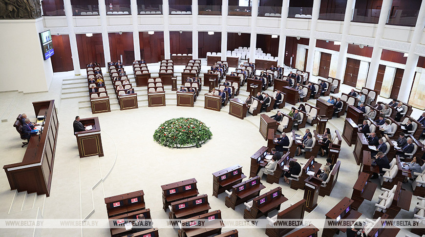 Депутаты приняли в первом чтении изменения в Кодекс о земле