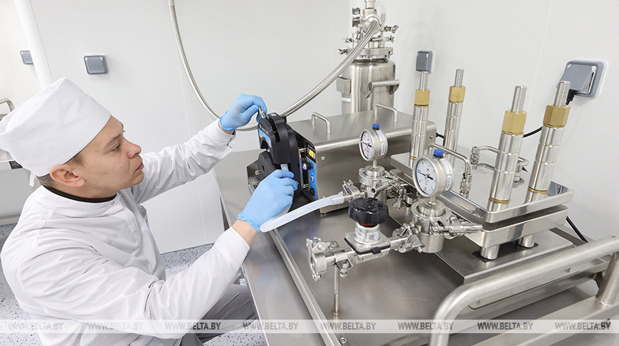 Белорусскую вакцину от COVID-19 начнут производить до конца ноября